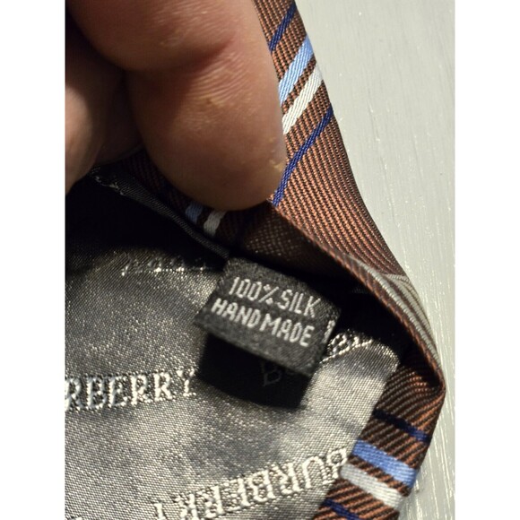 Burberry London 100% Italian Silk Textured Stripe Men's Necktie Italy - Picture 6 of 11